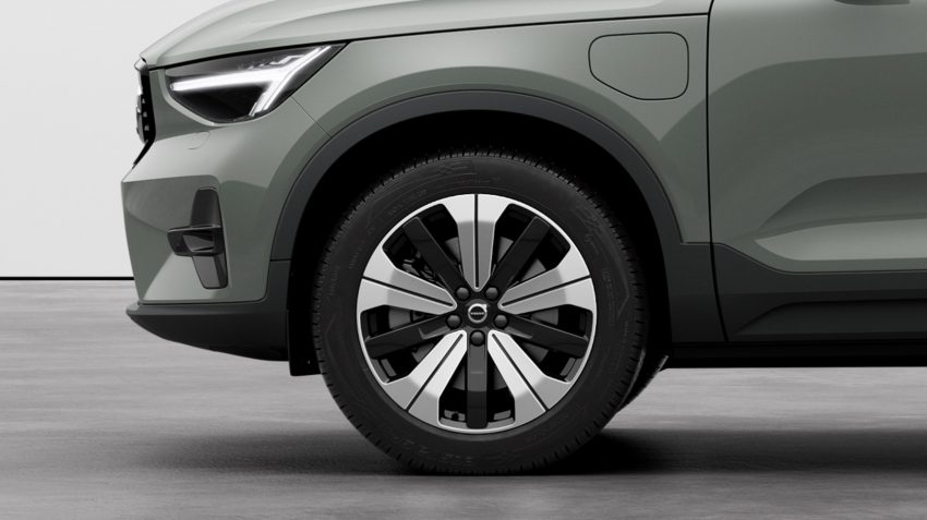 2023 Volvo XC40 小改款本地正式开卖！提供 B5 轻混动和 T5 Recharge 插电式混动两种版本选择，售价RM268,888 199411