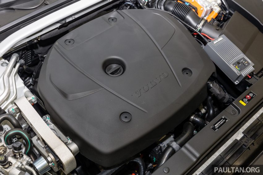 2023 Volvo V60 Recharge T8 Ultimate 亮相 ACE 2022 200554