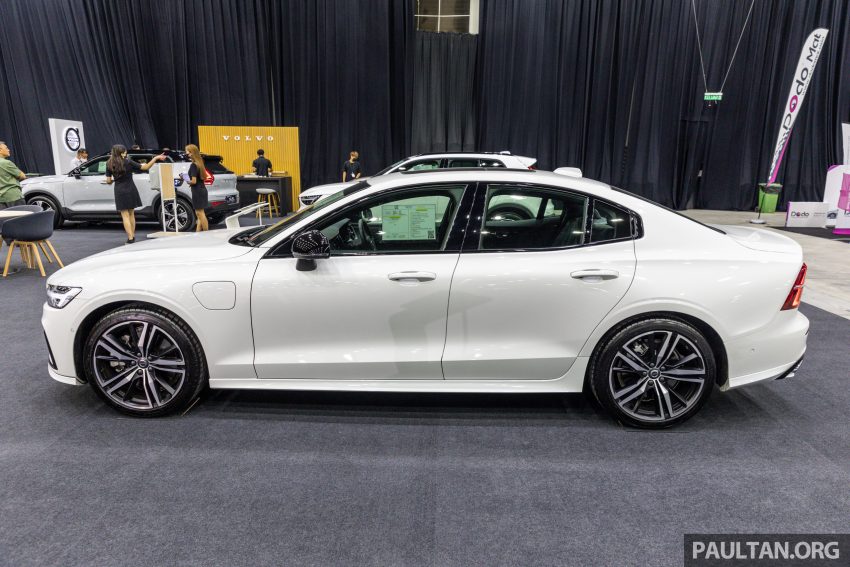 2023 Volvo V60 Recharge T8 Ultimate 亮相 ACE 2022 200547