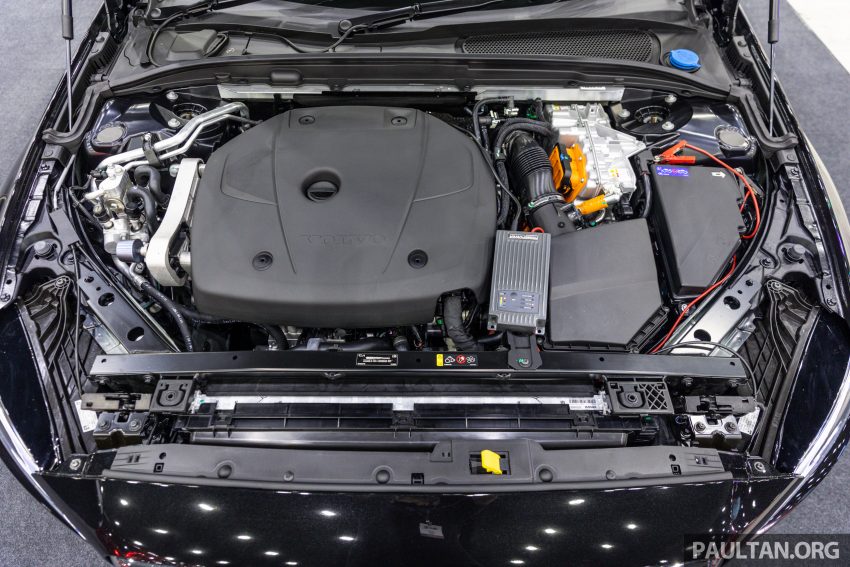 2023 Volvo V60 Recharge T8 Ultimate 亮相 ACE 2022 200532