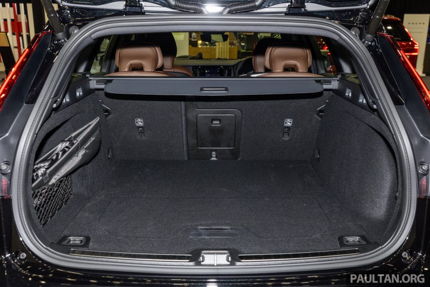2023 Volvo V60 Recharge T8 Ultimate 亮相 ACE 2022 200543