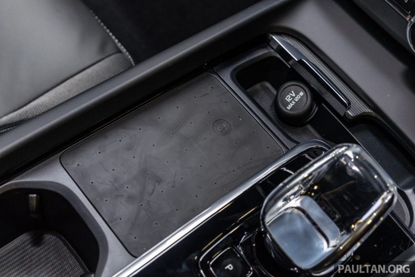 2023年式 Volvo XC60 更新版现身 ACE 2022, 从32.1万起 200444