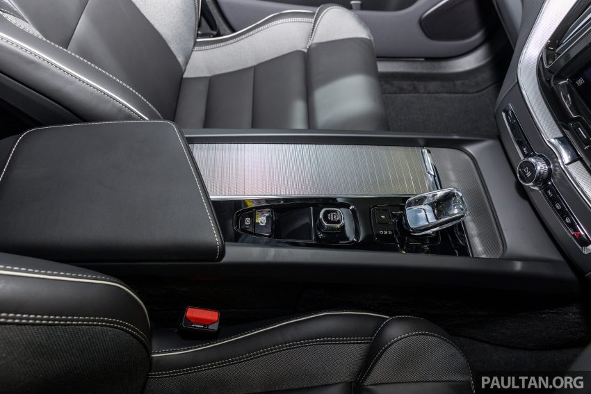 2023年式 Volvo XC60 更新版现身 ACE 2022, 从32.1万起 200446