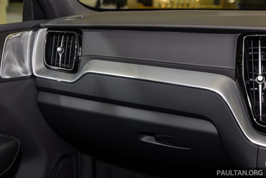2023年式 Volvo XC60 更新版现身 ACE 2022, 从32.1万起 200447