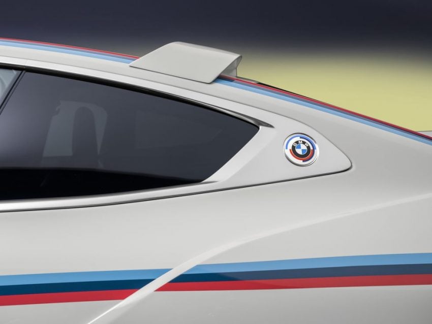 全球限量50台！搭最强直六引擎，BMW 3.0 CSL 官图发布 202632