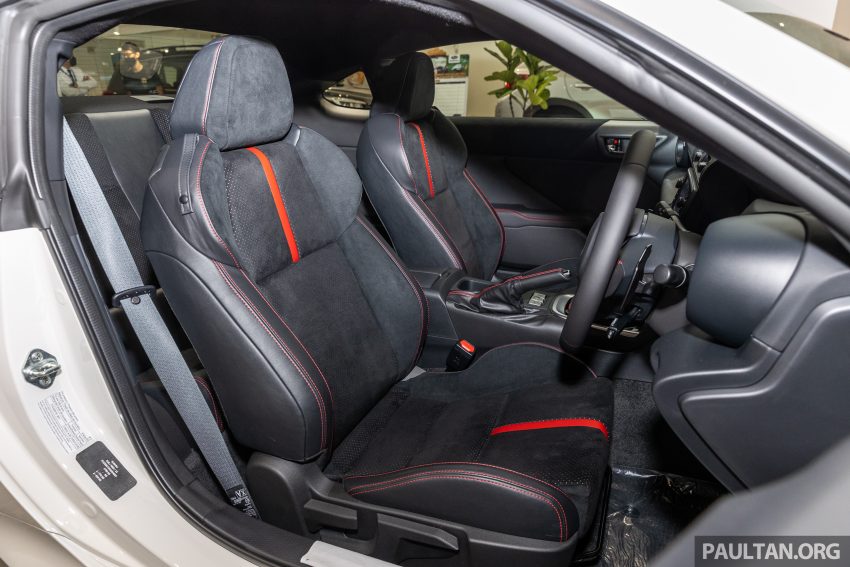 2022 Subaru BRZ 新车实拍, 2.4L Boxer引擎, 6.3秒破百 200963