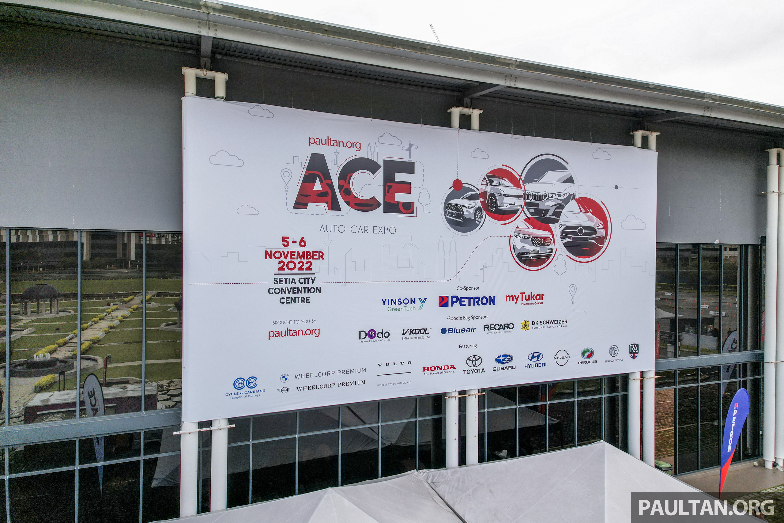 ACE 2022：赶快前来探索新的 Toyota Veloz、Corolla Cross Hybrid、Vios 和 Yaris，现场有更多优惠等着你！