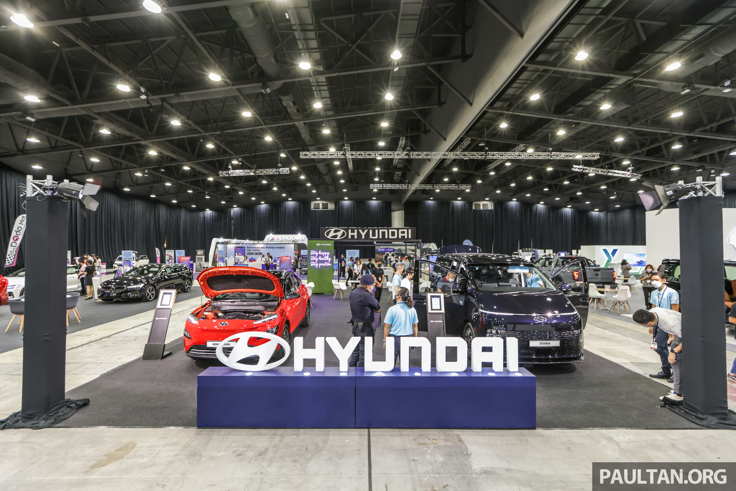 ACE 2022：快来现场体验和试驾十人座 MPV Hyundai Staria 和 Kona Electric 电动 SUV，更多优惠等着你！