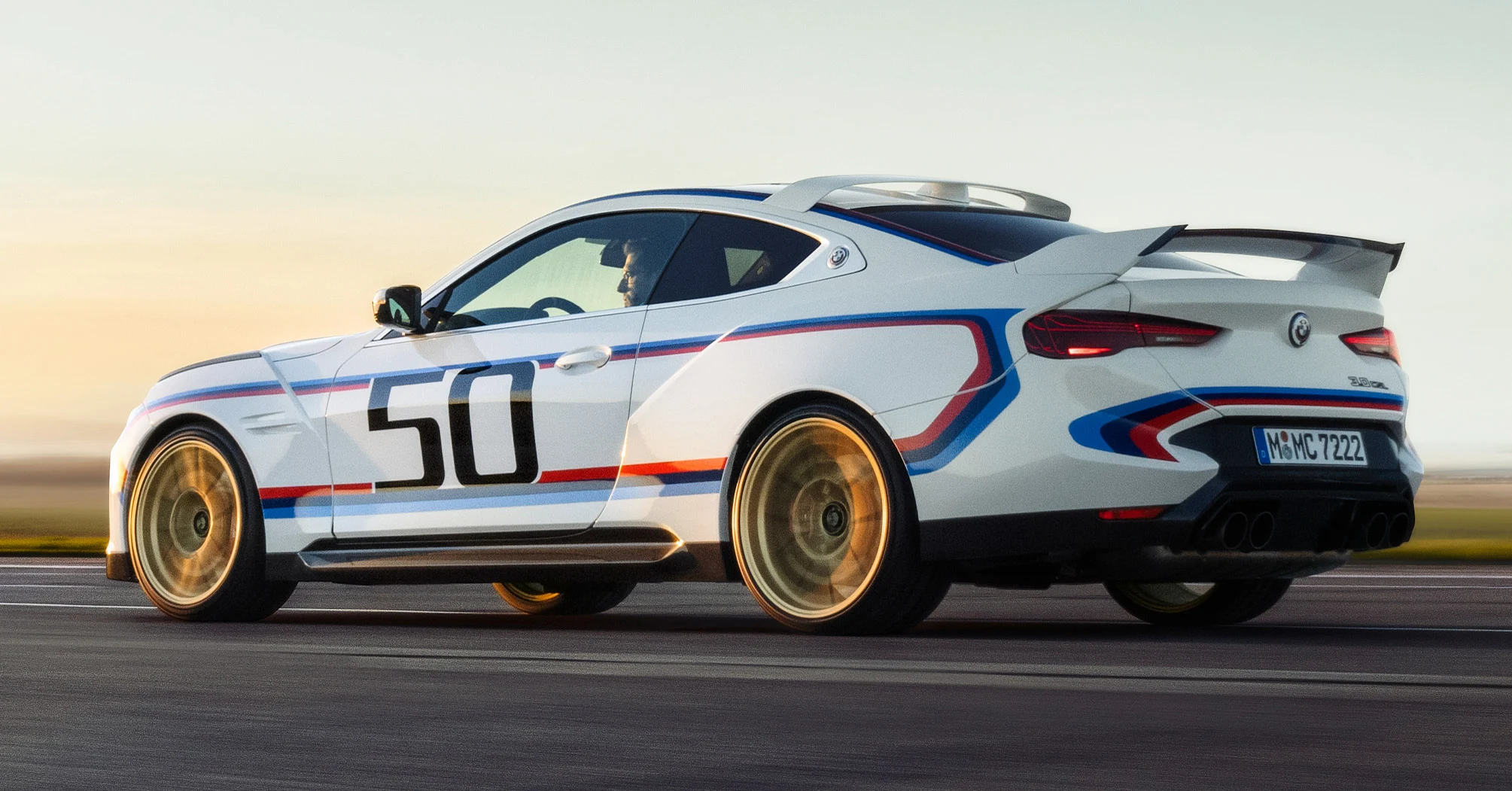 全球限量50台！搭最强直六引擎，BMW 3.0 CSL 官图发布