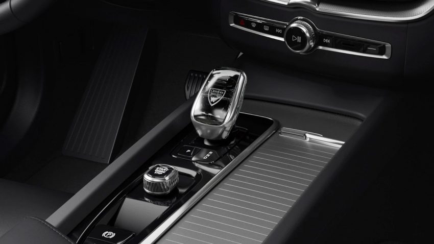 2023年式 Volvo XC60 本地产品小更新, 售价从32.1万起 200349