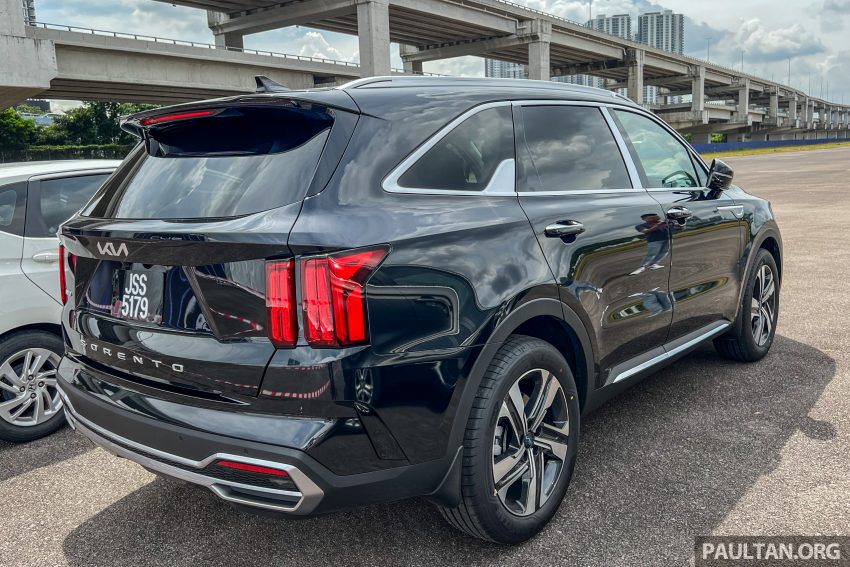未正式发布却已挂牌上路，全新四代 Kia Sorento 被“捕获” 203663