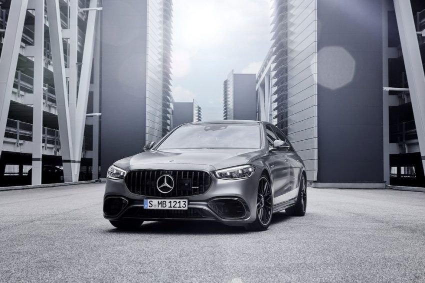 2023 Mercedes-AMG S 63 E Performance 全球首发, PHEV四门旗舰性能跑房, 4.0L V8引擎+马达, 3.3秒破百 203256