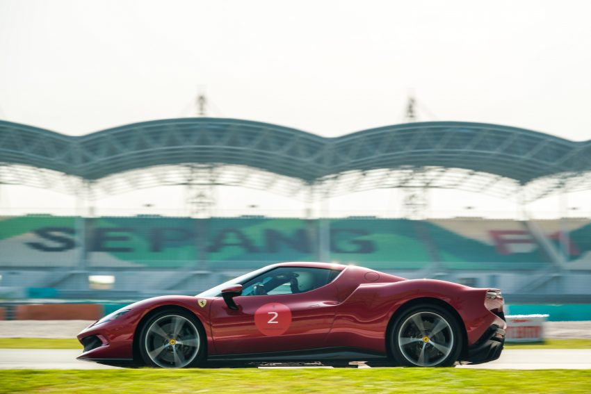 Ferrari 296 GTB 雪邦赛道体验日, 2.9秒破百的V6油电超跑 203447