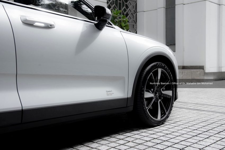 前首相敦马哈迪试驾 Polestar 2！盼宝腾也能生产电动车 203704