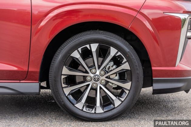 新车试驾: 2022 Toyota Veloz 1.5, 多2万车价值得你考虑?