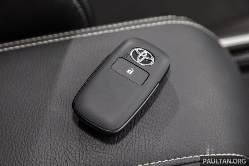 新车试驾: 2022 Toyota Veloz 1.5, 多2万车价值得你考虑? 206909
