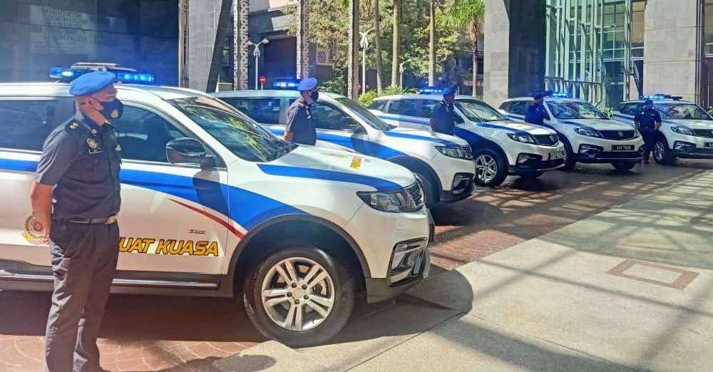 宝腾交付28台 Proton X70 予政府国内贸易及生活成本部