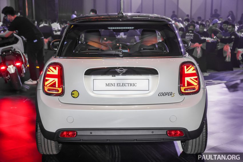 2023 MINI Cooper SE EV追加新的白色选择, 要价19.9万 205442