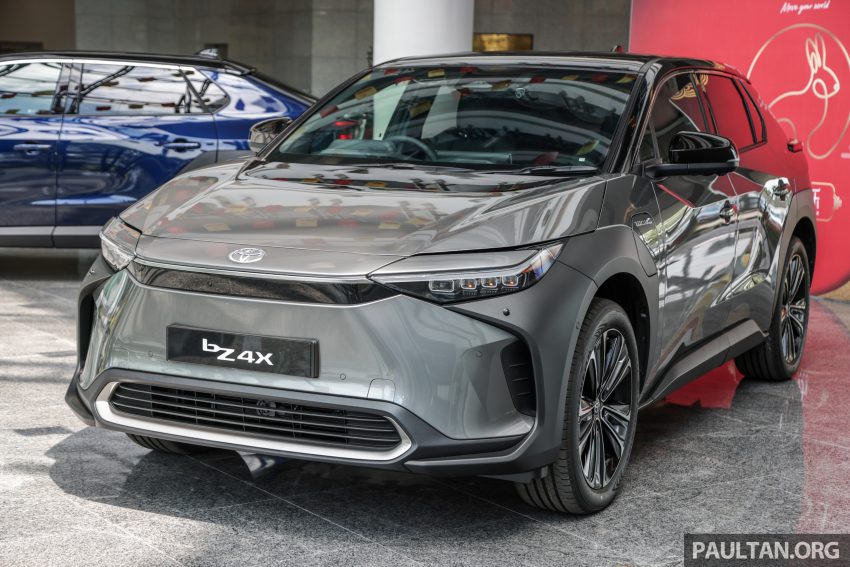 Toyota bZ4X 跨界电动车本地现身！续航里程达500公里 204999