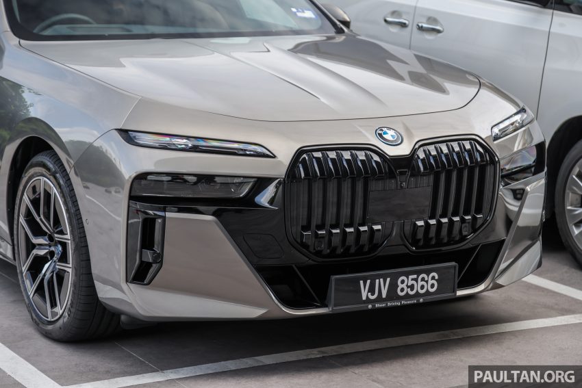 已挂注册车牌上路，BMW i7 旗舰电动车再次于吉隆坡现身 205315