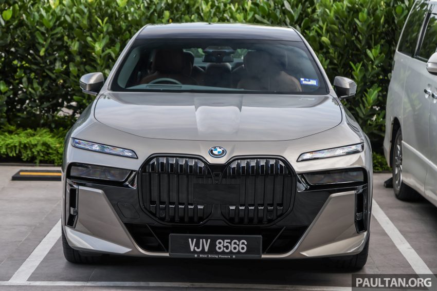 已挂注册车牌上路，BMW i7 旗舰电动车再次于吉隆坡现身 205316