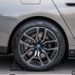 已挂注册车牌上路，BMW i7 旗舰电动车再次于吉隆坡现身