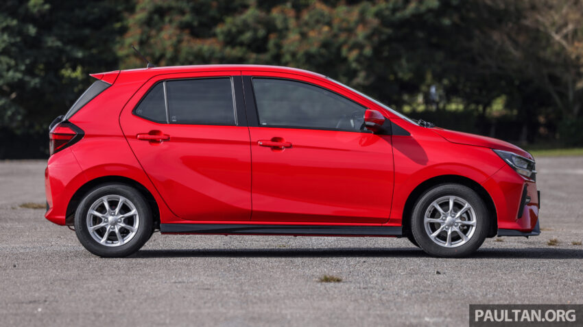 2023 Perodua Axia 1.0 AV 与 1.0 X 新车完整对比实拍 210113