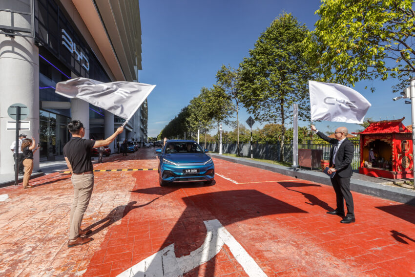 新车试驾: BYD Atto 3 增程版EV, 开起来很舒适且毫无压力 209779