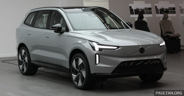 Volvo EX90 纯电旗舰SUV伪装现身大马, 今年内正式发布
