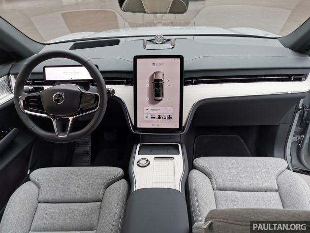 Volvo EX90 纯电旗舰SUV伪装现身大马, 今年内正式发布
