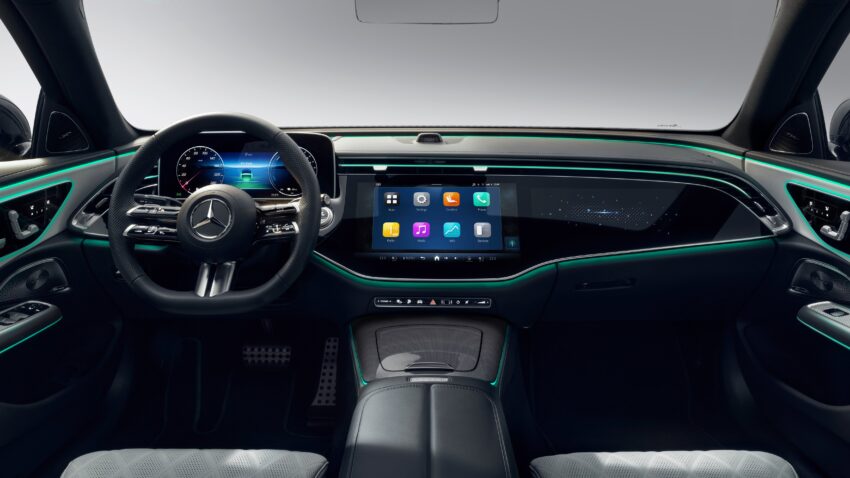 W214 Mercedes-Benz E-Class 内装照发布, 三大荧幕组成 210047