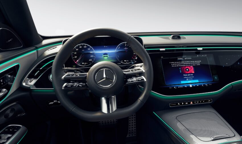 W214 Mercedes-Benz E-Class 内装照发布, 三大荧幕组成 210058