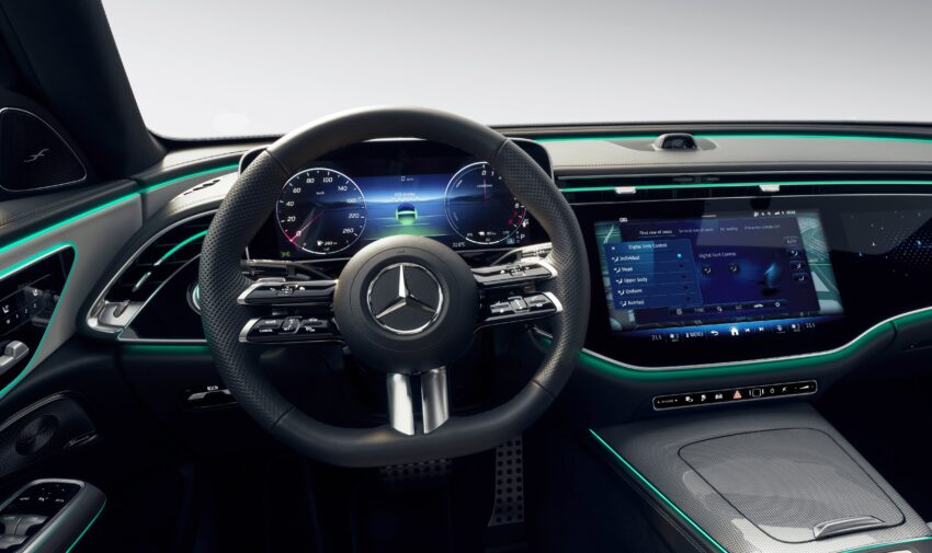 W214 Mercedes-Benz E-Class 内装照发布, 三大荧幕组成 210068