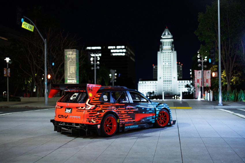 SUV也可以很热血！Honda CR-V Hybrid Racer 官图释出，搭载中后置V6双涡轮增压引擎，最大输出800匹马力 210696
