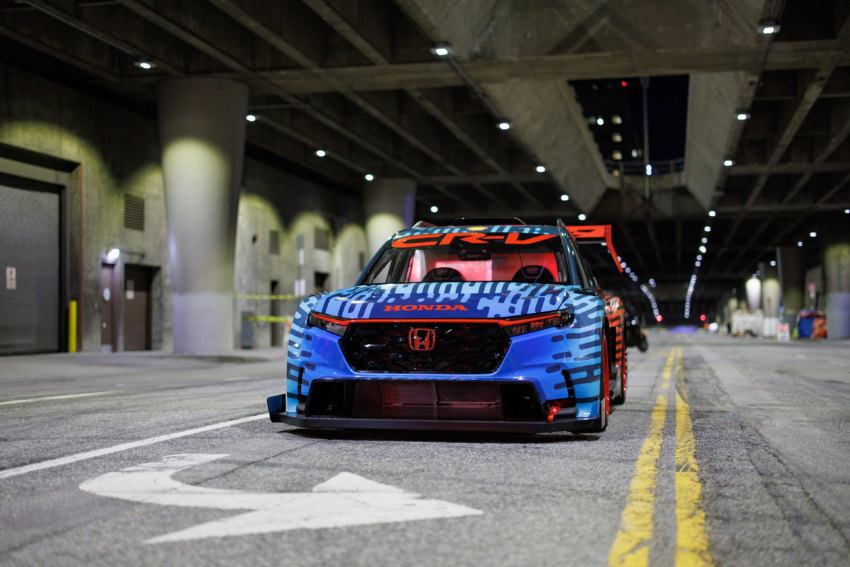 SUV也可以很热血！Honda CR-V Hybrid Racer 官图释出，搭载中后置V6双涡轮增压引擎，最大输出800匹马力 210697