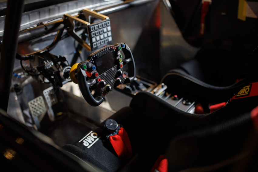 SUV也可以很热血！Honda CR-V Hybrid Racer 官图释出，搭载中后置V6双涡轮增压引擎，最大输出800匹马力 210674
