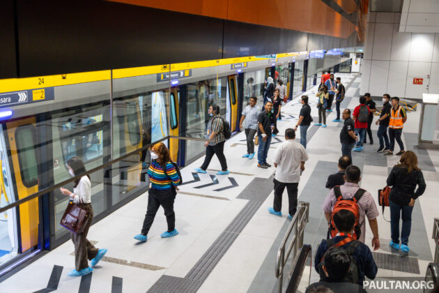 交通部长: KTMB 巴生谷车站11月中开始接受信用卡或银行卡付款, Prasarana 旗下列车服务预计2025年2月开始跟进