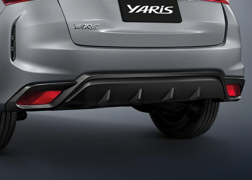 Toyota Yaris 小改款泰国首发, 外型更运动化, 荧幕变更大 212111