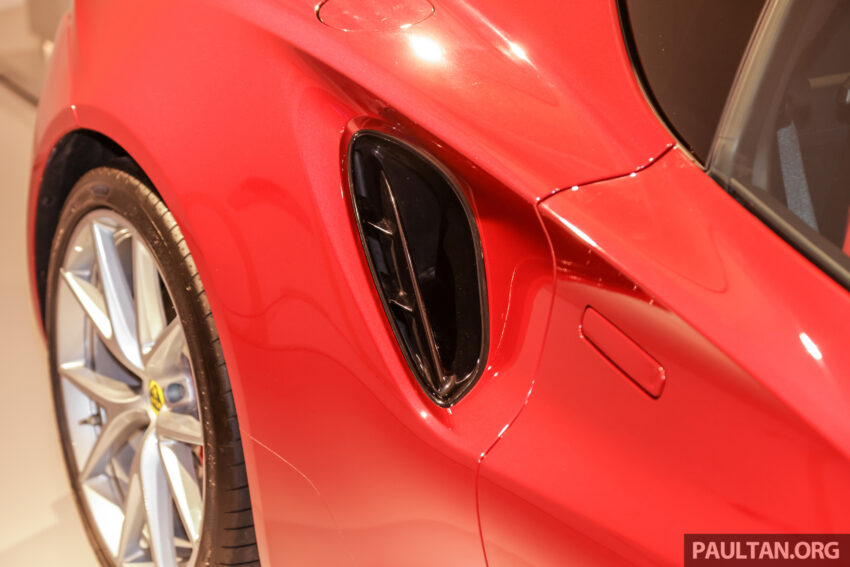 Lotus Emira 3.5 V6 正式量产版现身大马, 含税价格113万 211516