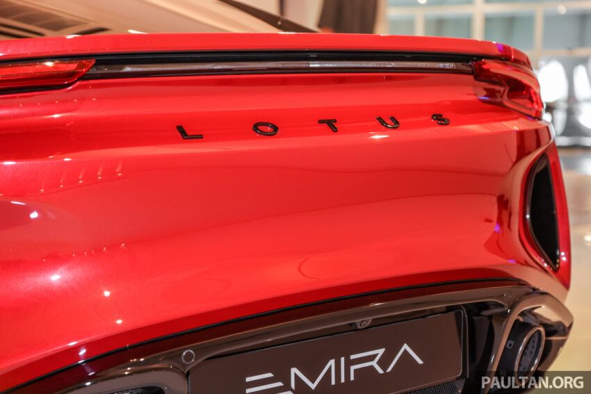 Lotus Emira 3.5 V6 正式量产版现身大马, 含税价格113万 211526