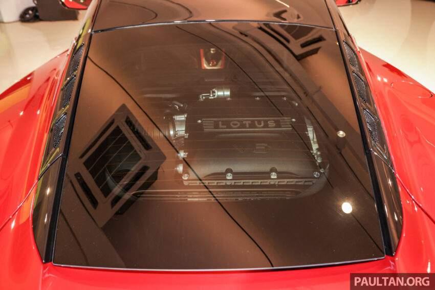 Lotus Emira 3.5 V6 正式量产版现身大马, 含税价格113万 211529