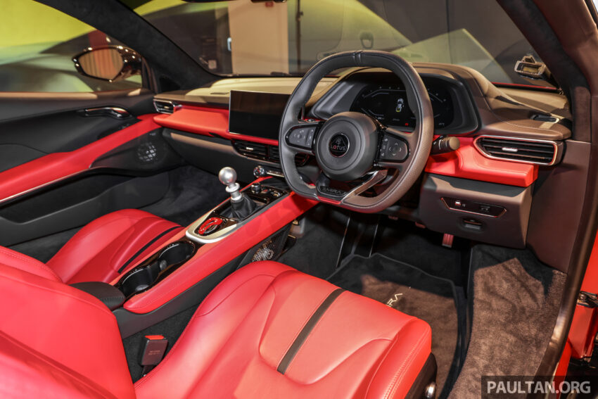 Lotus Emira 3.5 V6 正式量产版现身大马, 含税价格113万 211535