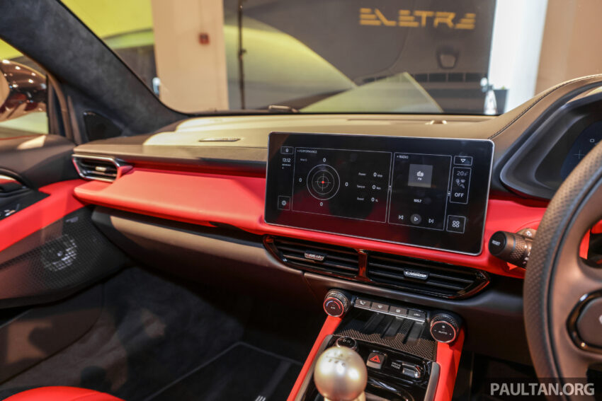 Lotus Emira 3.5 V6 正式量产版现身大马, 含税价格113万 211544