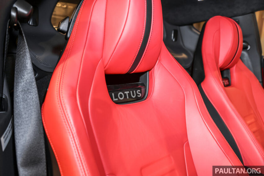 Lotus Emira 3.5 V6 正式量产版现身大马, 含税价格113万 211579