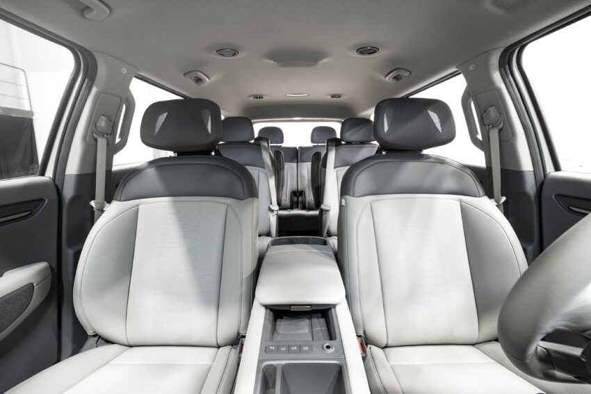 Kia EV9 全球首发, 旗舰三排七座大型纯电SUV, 月内亮相 212699