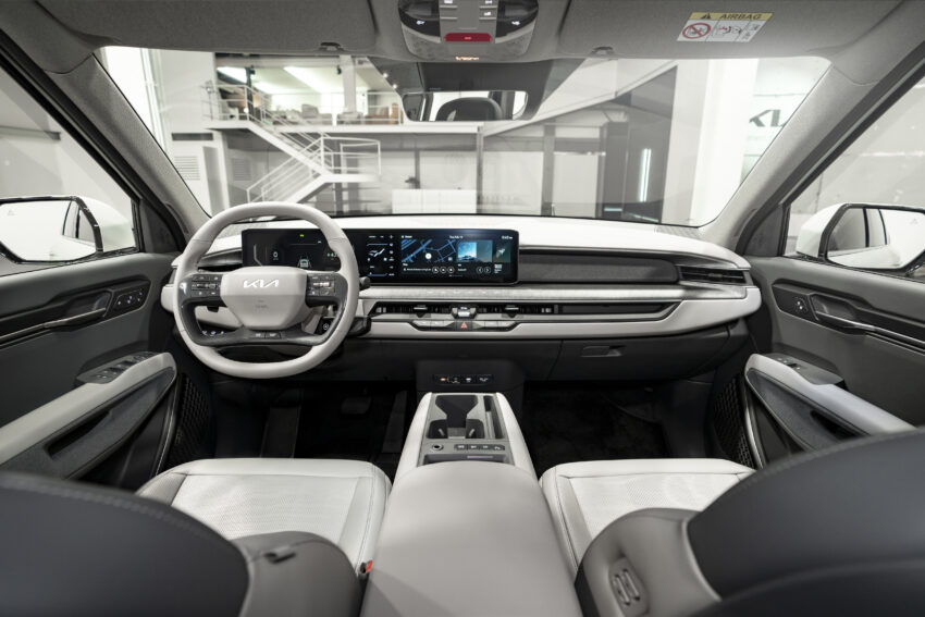 Kia EV9 全球首发, 旗舰三排七座大型纯电SUV, 月内亮相 212700