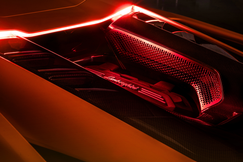 全新旗舰超跑，Lamborghini Revuelto 正式登场！搭V12+三电动马达新插混系统，最大输出达1,015匹马力 214614