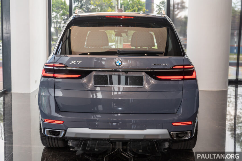 新车实拍: 2023 BMW X7 小改款, 单一等级价格从61.1万起 214939