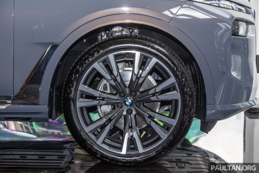 新车实拍: 2023 BMW X7 小改款, 单一等级价格从61.1万起 214941