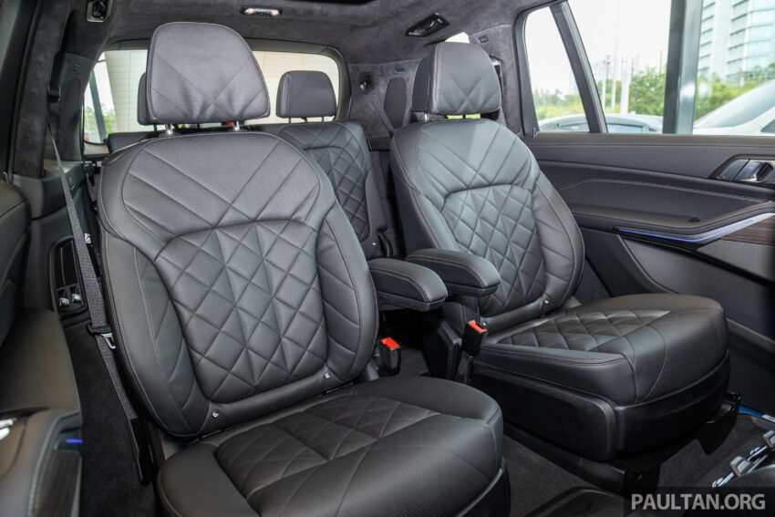 新车实拍: 2023 BMW X7 小改款, 单一等级价格从61.1万起 214955